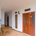 OYO 2938 Penginapan Bumi Ahsan 102 Syariah